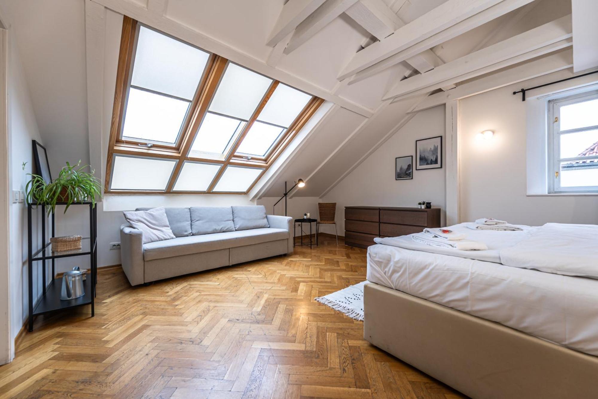 Charles Apartments In Old Town 프라하 외부 사진