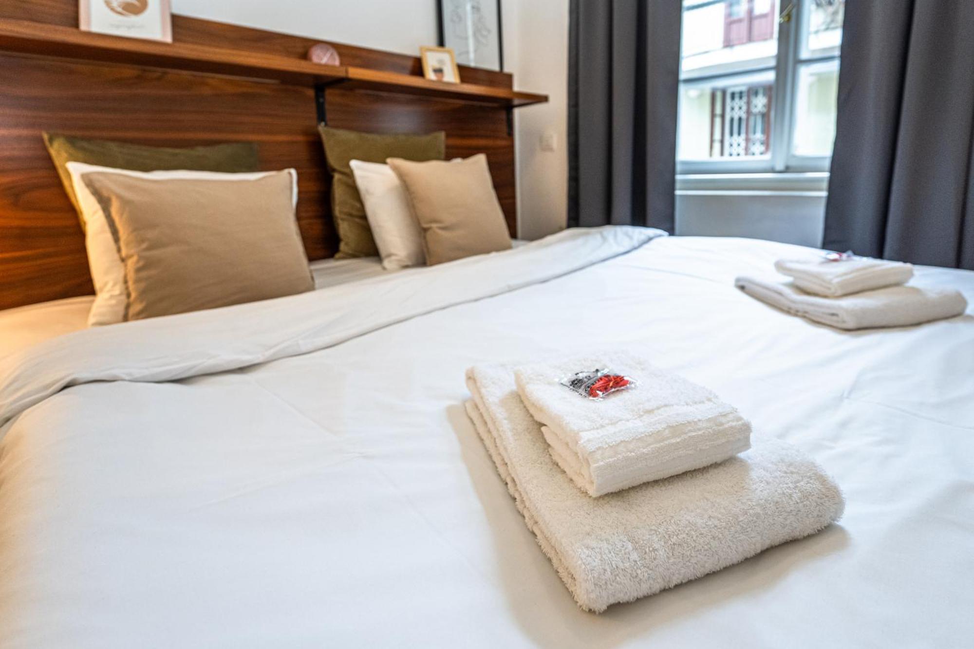 Charles Apartments In Old Town 프라하 외부 사진