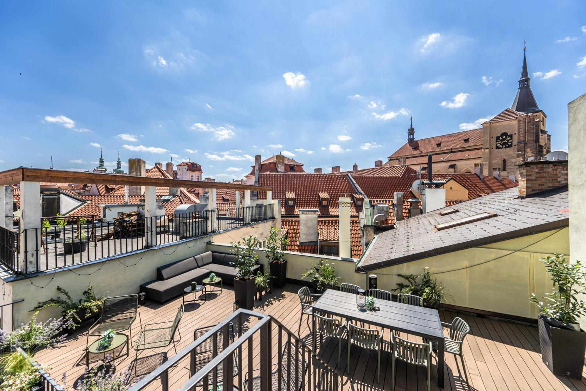 Charles Apartments In Old Town 프라하 외부 사진