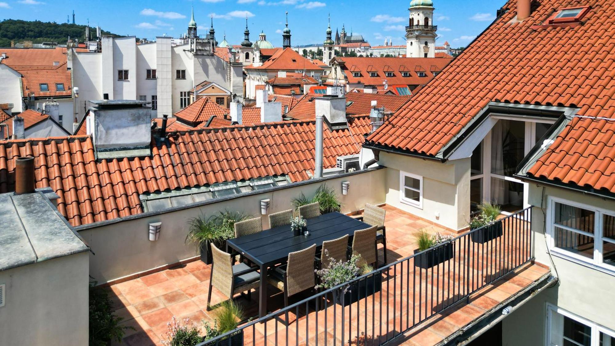Charles Apartments In Old Town 프라하 외부 사진